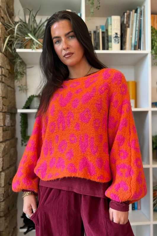 Big Softie Leopard Roo Knit Aperol & Hot Pink